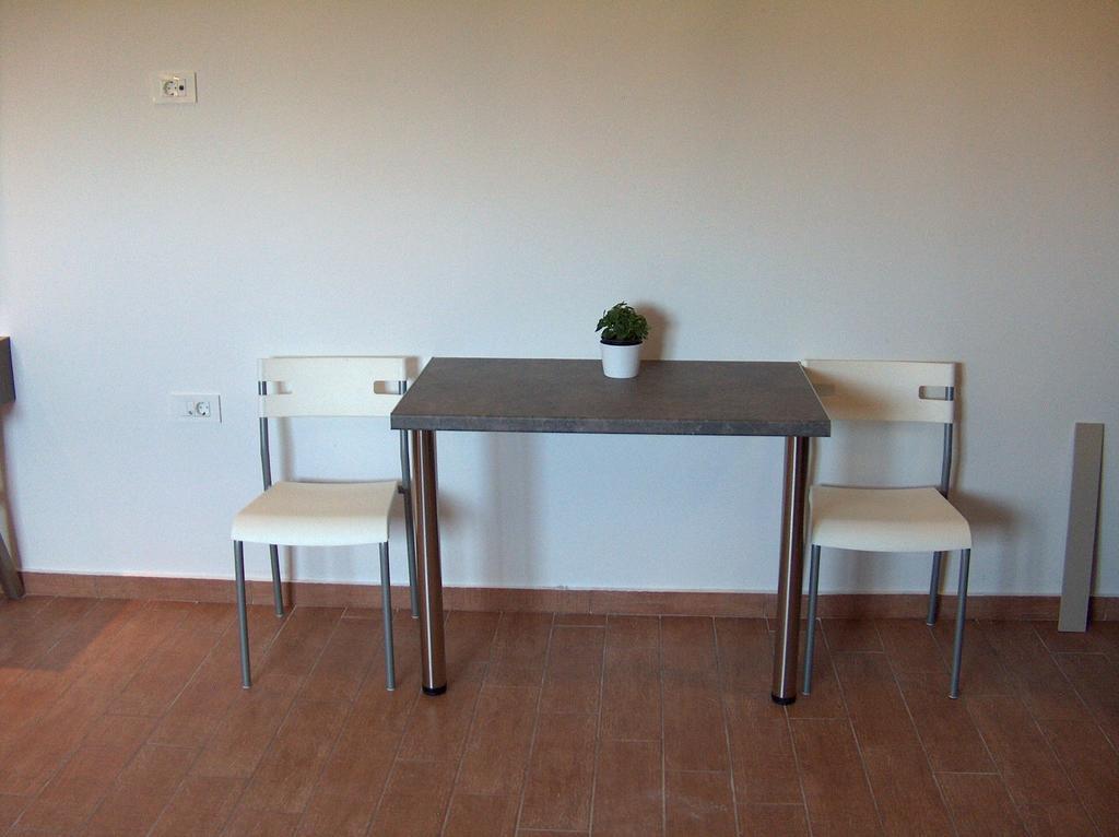Gerona Mare Apartments Gerani  部屋 写真