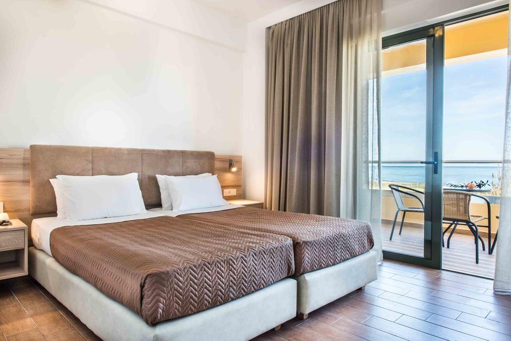 Gerona Mare Apartments Gerani  エクステリア 写真
